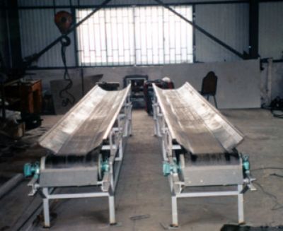 皮帶輸送機(jī)